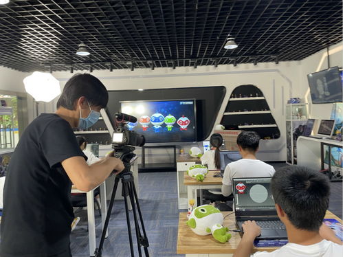 来新华电脑开启欢乐动漫云端夏令营，点燃电脑动画设计梦想